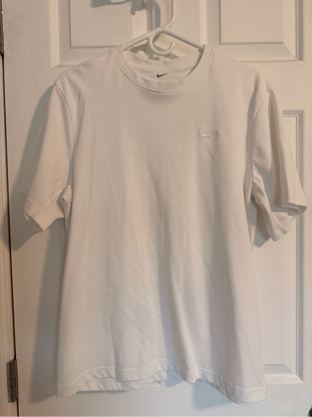 Nike Dri-FIT White Athletic Training Shirt Men’s Large Short Sleeve